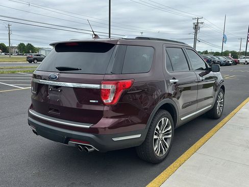 Used 2018 Ford Explorer Platinum AWD/4WD image 5
