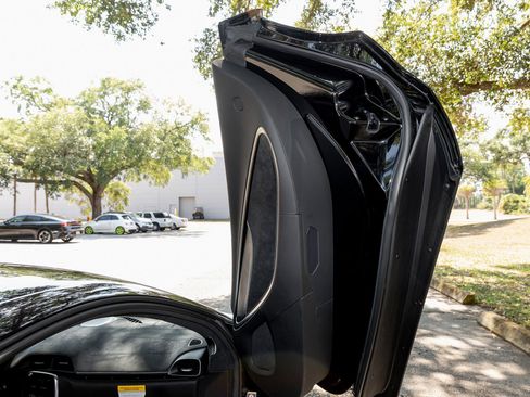 Used 2023 McLaren Artura image 68