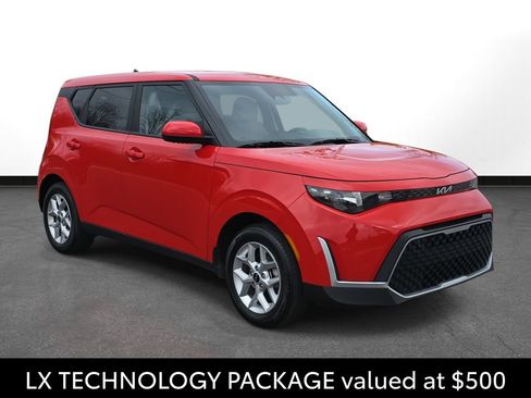 Used 2024 Kia Soul LX w/ Option Group 015 image 3