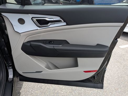 New 2026 Kia Sportage EX FWD image 32