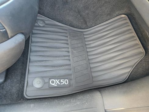 Used 2021 INFINITI QX50 Luxe image 38