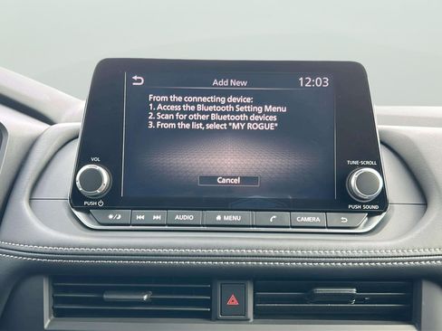 Used 2025 Nissan Rogue S FWD image 20
