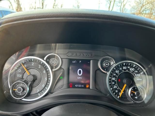 Used 2022 RAM 1500 Big Horn AWD/4WD image 23