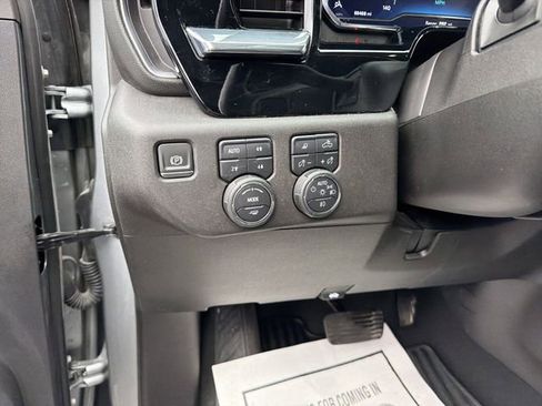 Used 2024 Chevrolet Silverado 2500 LTZ w/ LTZ Convenience Package AWD/4WD image 18