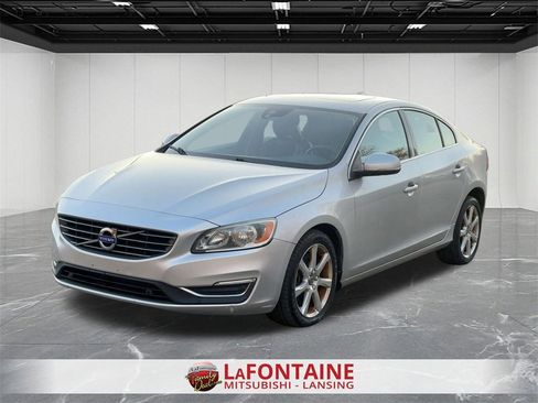 Used 2016 Volvo S60 T5 Premier image 1