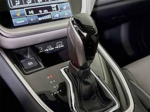 Certified 2023 Subaru Outback Limited image 11