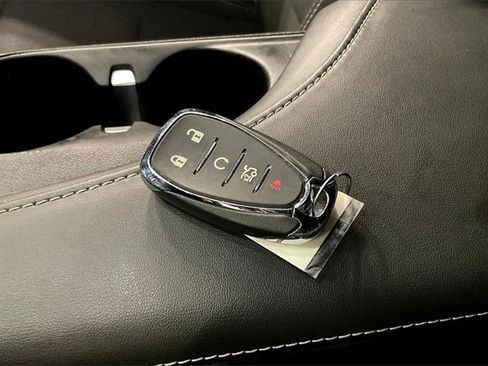 Used 2022 Chevrolet Camaro LS image 11