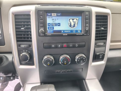 Used 2012 RAM 1500 Big Horn AWD/4WD image 32