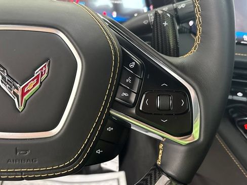 Used 2024 Chevrolet Corvette Stingray Premium Cpe w/ Z51 Performance Package RWD image 10