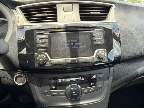 Used 2018 Nissan Sentra SV FWD image 16