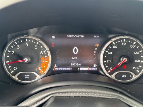 Used 2017 Jeep Renegade Trailhawk image 18