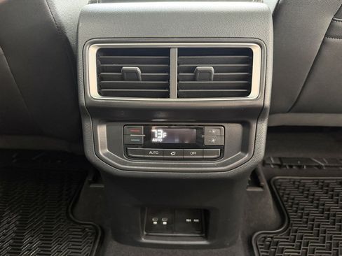 Used 2026 Volkswagen Atlas SE AWD/4WD image 28