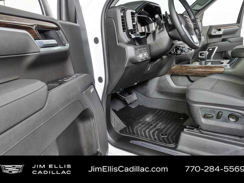 Used 2026 GMC Sierra 1500 Elevation w/ Preferred Package AWD/4WD image 8