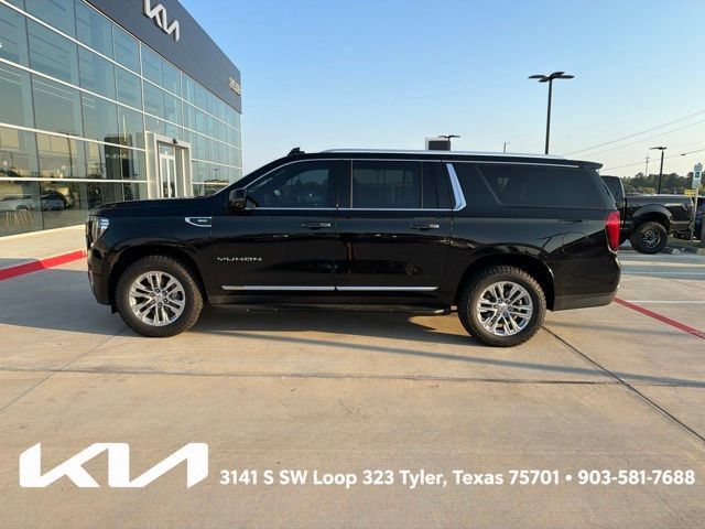Used 2023 GMC Yukon XL SLT w/ SLT Luxury Package AWD/4WD image 7