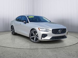 New 2024 Volvo S60 B5 Plus image 1