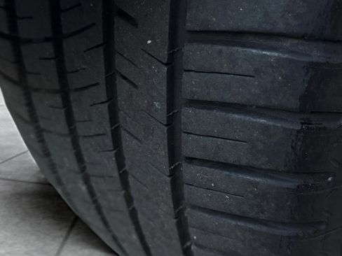 Used 2004 Cadillac XLR image 49