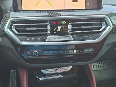 Used 2025 BMW X4 M40i w/ Premium Package AWD/4WD image 24