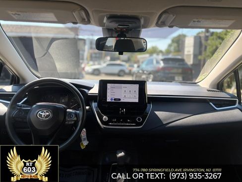 Used 2024 Toyota Corolla LE FWD image 12