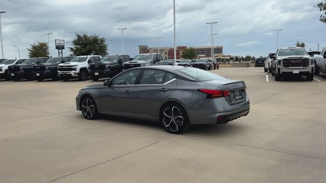 Used 2024 Nissan Altima 2.5 SR FWD image 6