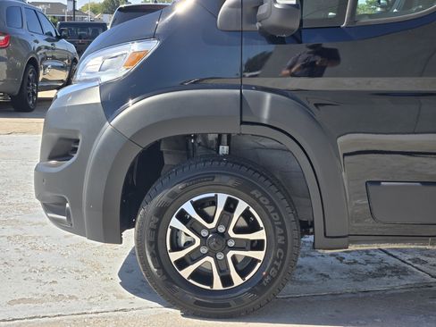 New 2026 RAM ProMaster 3500 w/ Quick Order Package 22G SLT image 5