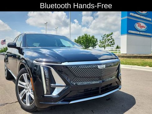 Used 2024 Cadillac Lyriq Tech w/ Driver Assist Package AWD/4WD image 13