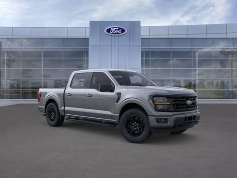 New 2026 Ford F150 XLT w/ Equipment Group 302A MID AWD/4WD image 7