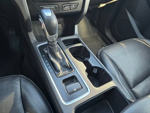 Used 2018 Ford Escape SEL w/ Ford Safe & Smart Package FWD image 22