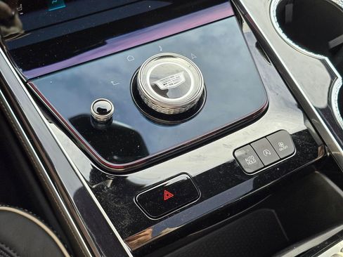 New 2026 Cadillac Escalade ESV Sport w/ LPO, ONYX Package image 37