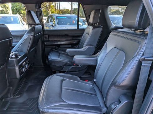 Used 2021 Ford Expedition Max Limited image 15