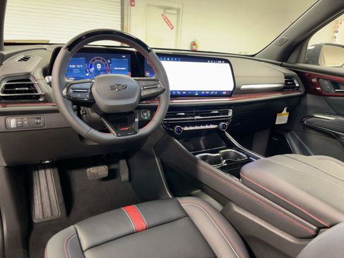 New 2026 Chevrolet Traverse RS image 28