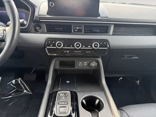 Used 2025 Honda Pilot Elite image 11