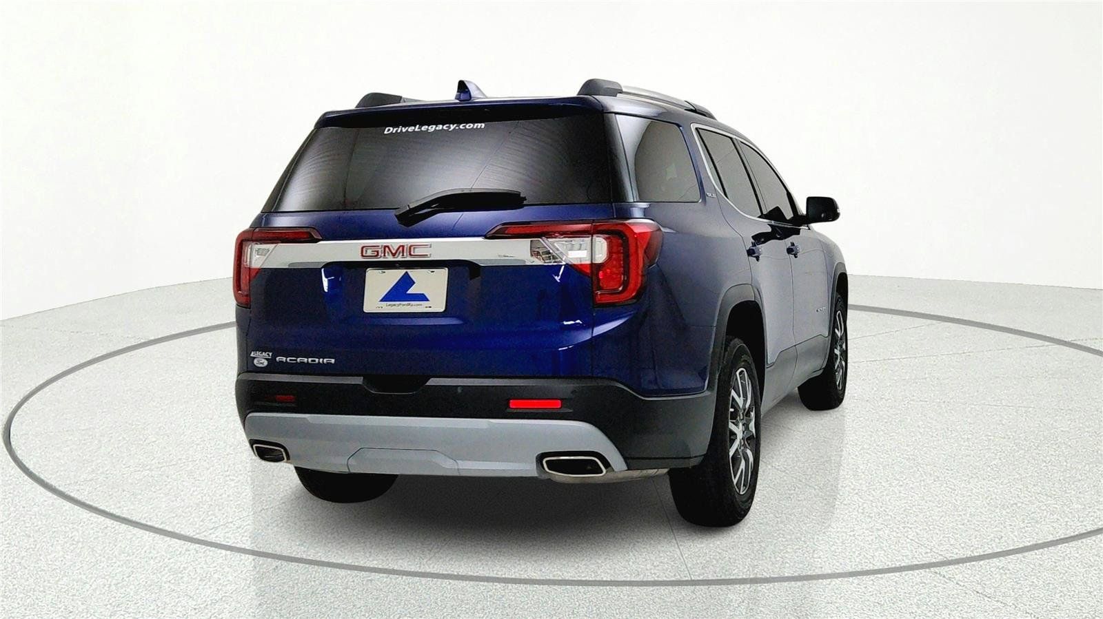Used 2023 GMC Acadia SLE w/ Driver Convenience Package FWD image 6