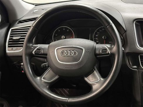 Used 2016 Audi Q5 2.0T Premium Plus w/ Technology Package image 17