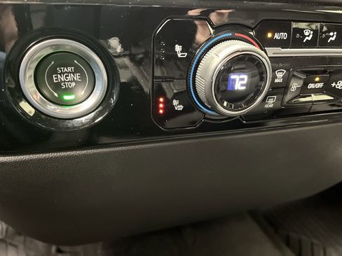 Certified 2023 Chevrolet Silverado 1500 LT image 24