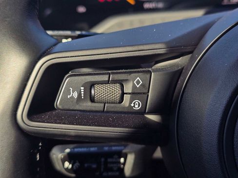 Used 2023 Porsche Taycan 4S w/ Technology Package image 33