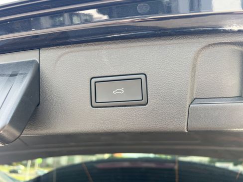 Certified 2026 Volkswagen Atlas Peak Edition AWD/4WD image 28