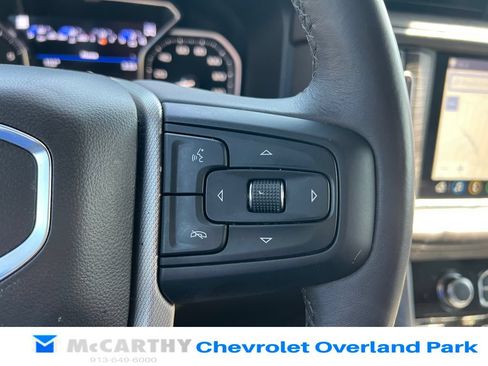 Used 2021 GMC Yukon Denali w/ Denali Ultimate Package AWD/4WD image 13