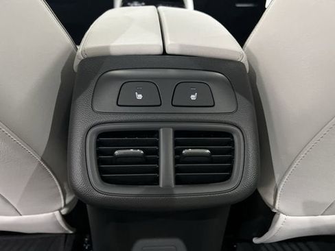 New 2026 Buick Envision Avenir image 22