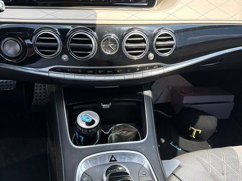 Used 2015 Mercedes-Benz S 550 Sedan w/ Sport Package image 18