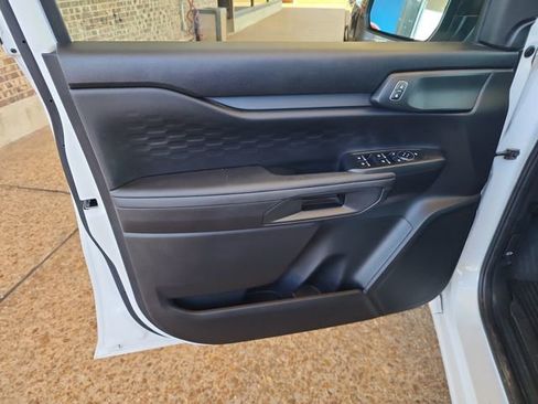 Used 2025 Ford Ranger XL w/ Trailer Tow Package image 9