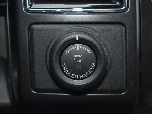 Used 2021 Ford Expedition Limited image 25