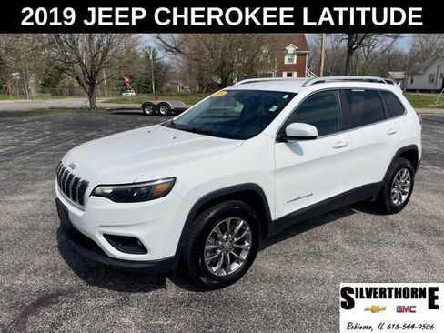 Used 2019 Jeep Cherokee Latitude Plus w/ Comfort/Convenience Group image 1