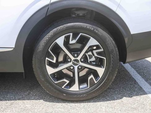 Certified 2024 Kia Sportage EX FWD image 12