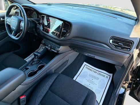 Used 2025 Dodge Durango GT image 13