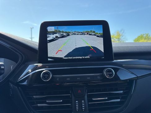 Used 2025 Ford Escape ST-Line w/ Equipment Group 301A image 18