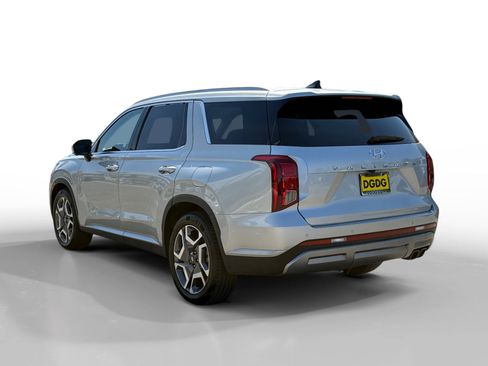 Certified 2024 Hyundai Palisade SEL image 3