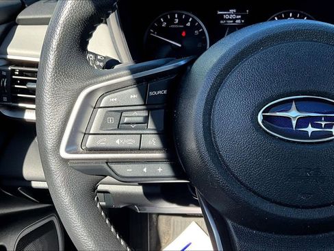 Used 2023 Subaru Outback Limited AWD/4WD image 10