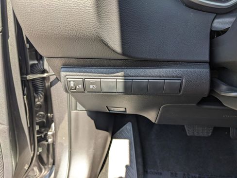 Used 2025 Toyota Corolla SE FWD image 29