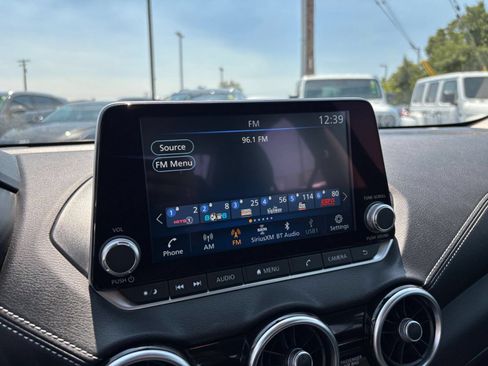 Used 2025 Nissan Sentra SV FWD image 20