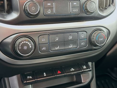 Used 2021 Chevrolet Colorado LT w/ Fleet Safety Package image 23